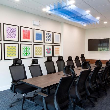 Holiday Inn Express & Suites - Edmonton Sw - Windermere By Ihg Luaran gambar